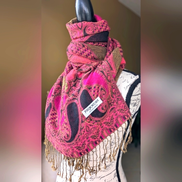 100% PASHMINA Paisley Shawl Scarf - Picture 4 of 16